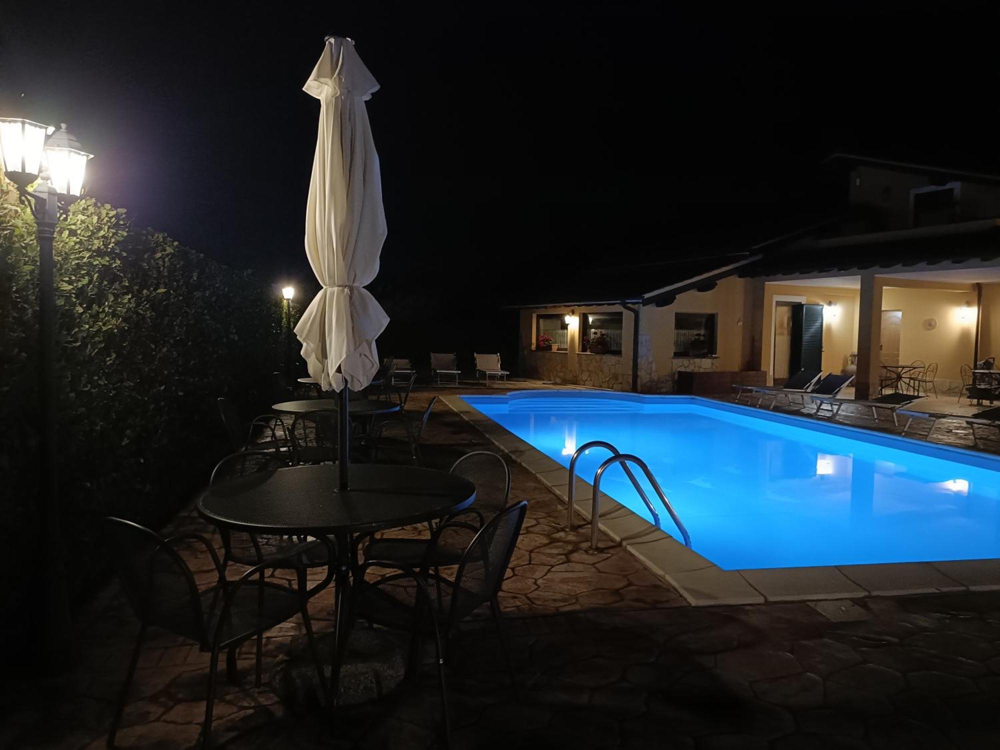 L'Infinito Bed & Breakfast Carbognano Exterior photo